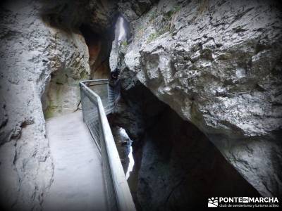 Lagunas de Neila y Cañón del Río Lobos;fiesta de la almudena alta montaña a tu aire senderismo